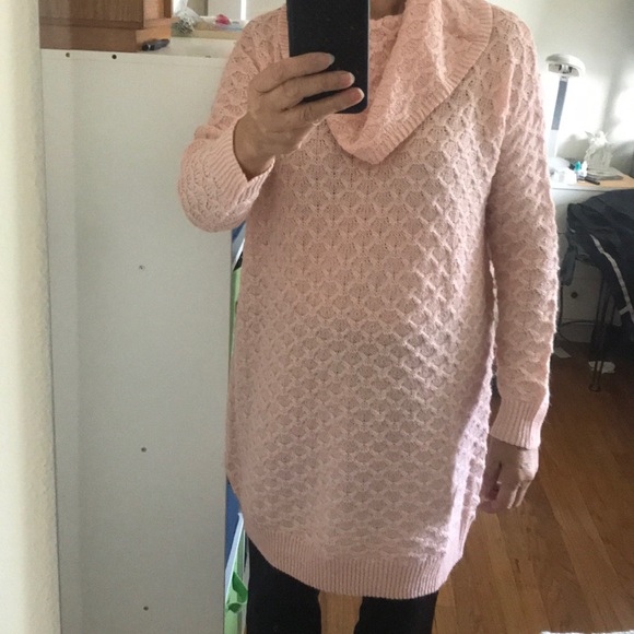 H & M pink sweater - Picture 7 of 7